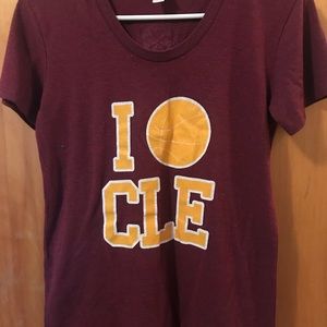 Cleveland Cavs T-shirt -women